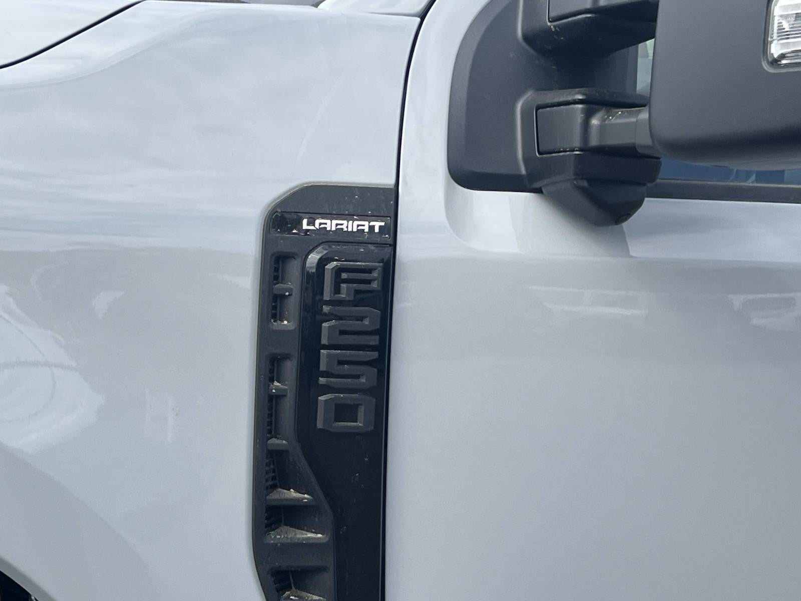 2026 Ford Super Duty F-250 SRW LARIAT 4WD CREW CAB 6.75'