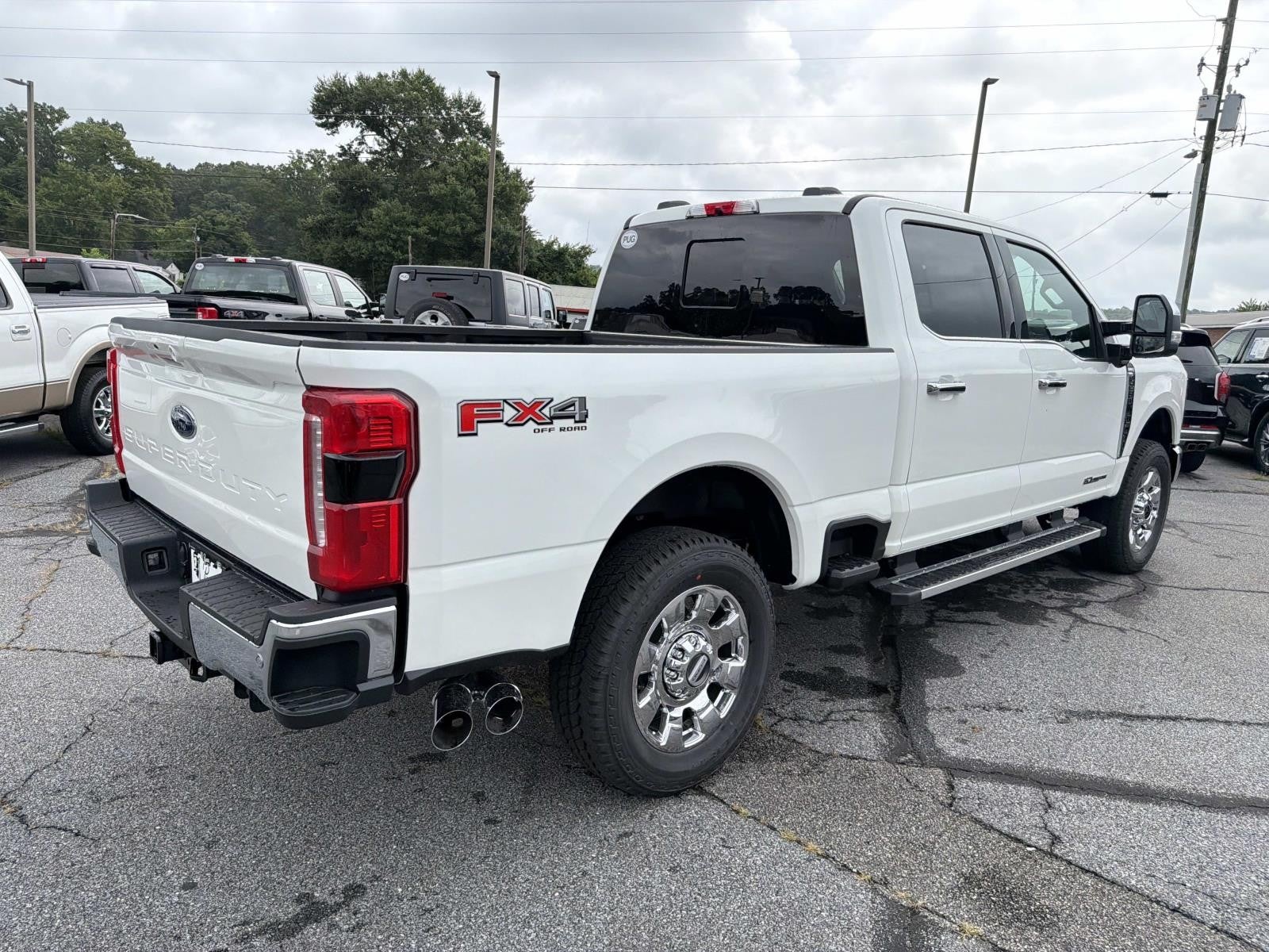 2026 Ford Super Duty F-250 SRW LARIAT 4WD CREW CAB 6.75'