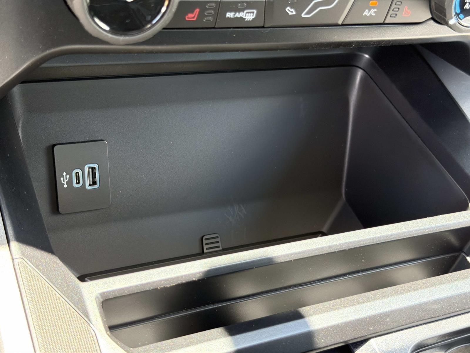 2026 Ford Super Duty F-250 SRW XLT 4WD CREW CAB 6.75' BO