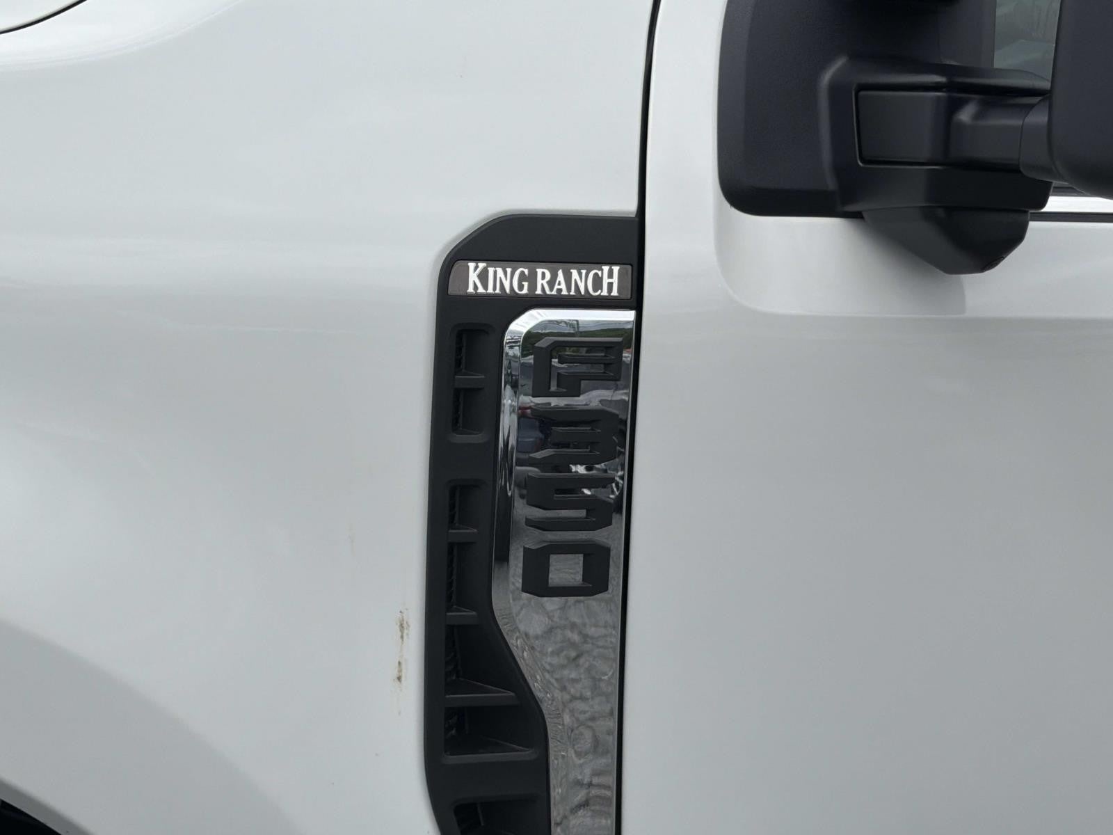2026 Ford Super Duty F-350 SRW KING RANCH 4WD CREW CAB 6