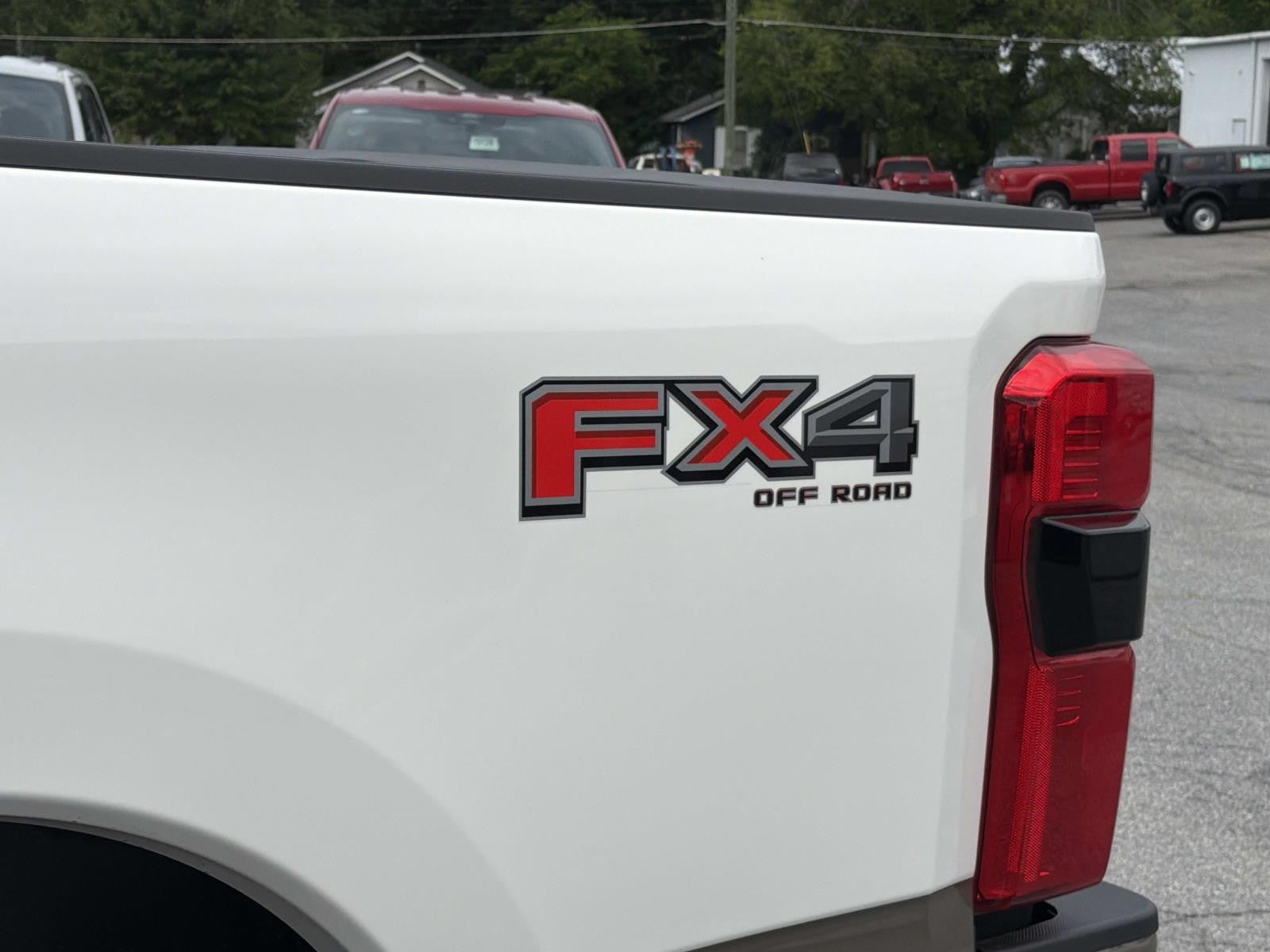 2026 Ford Super Duty F-350 SRW KING RANCH 4WD CREW CAB 6