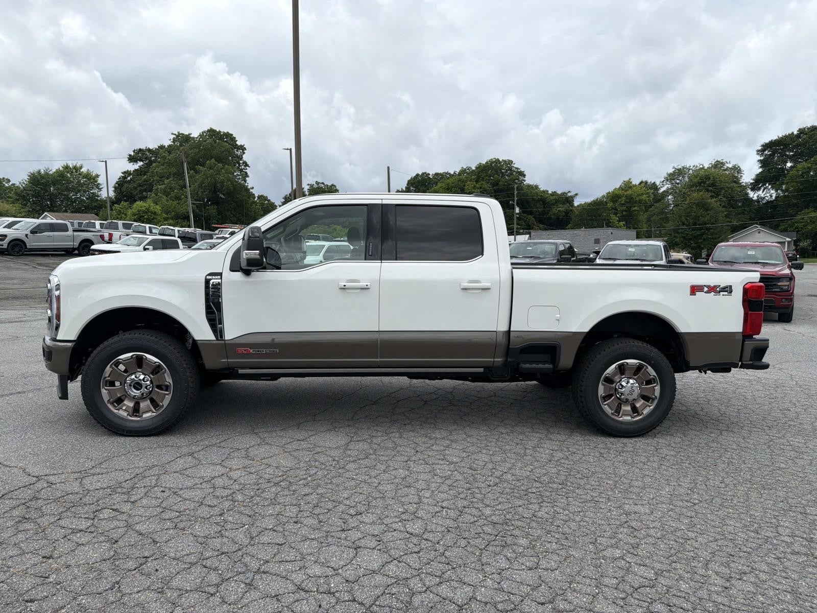 2026 Ford Super Duty F-350 SRW KING RANCH 4WD CREW CAB 6