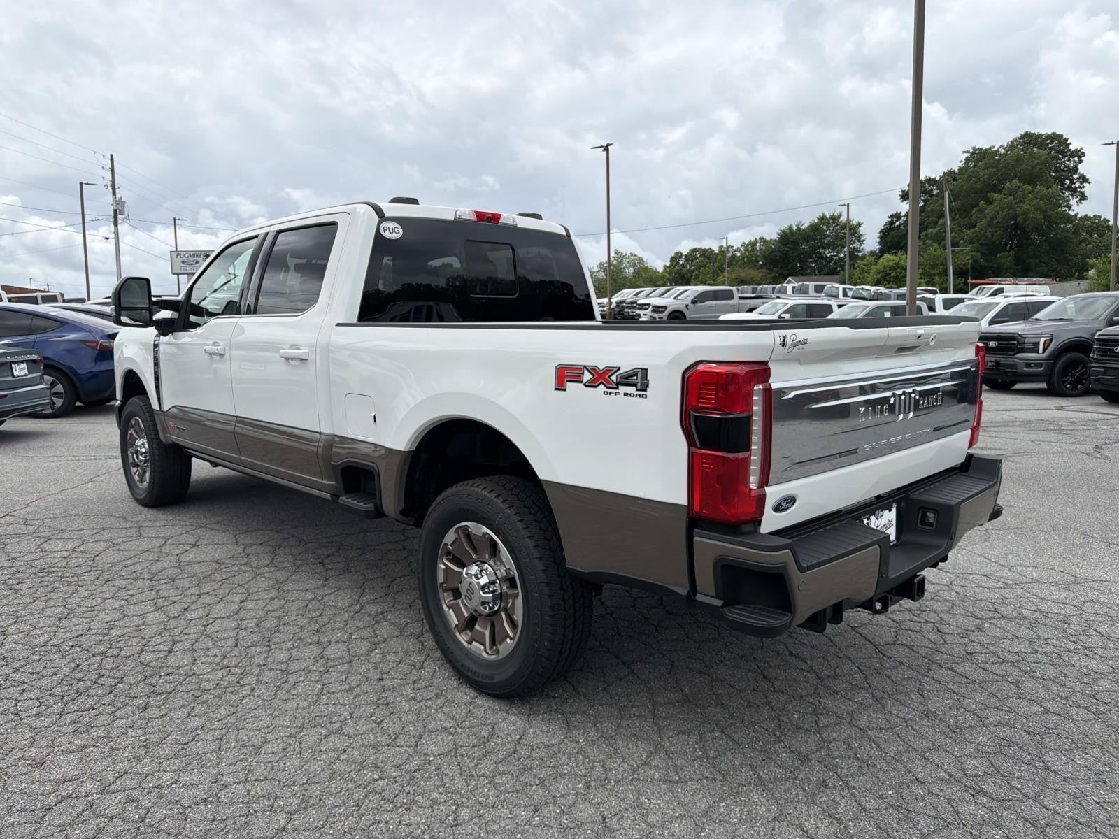 2026 Ford Super Duty F-350 SRW KING RANCH 4WD CREW CAB 6