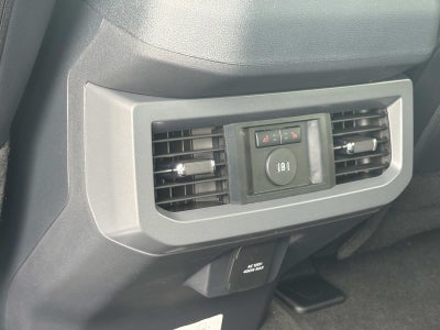 2026 Ford Super Duty F-350 DRW LARIAT 4WD CREW CAB 8' BO