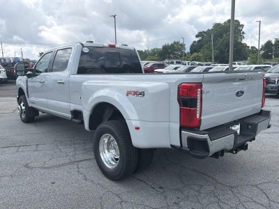 2026 Ford Super Duty F-350 DRW LARIAT 4WD CREW CAB 8' BO