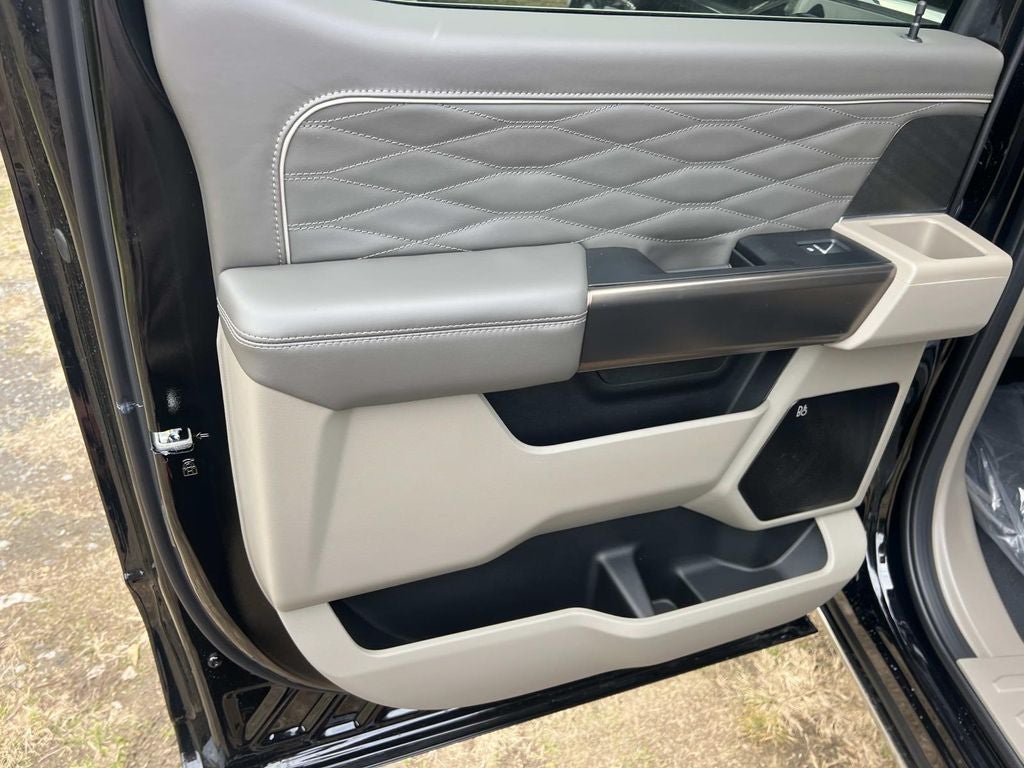 2026 Ford F-350SD DRW