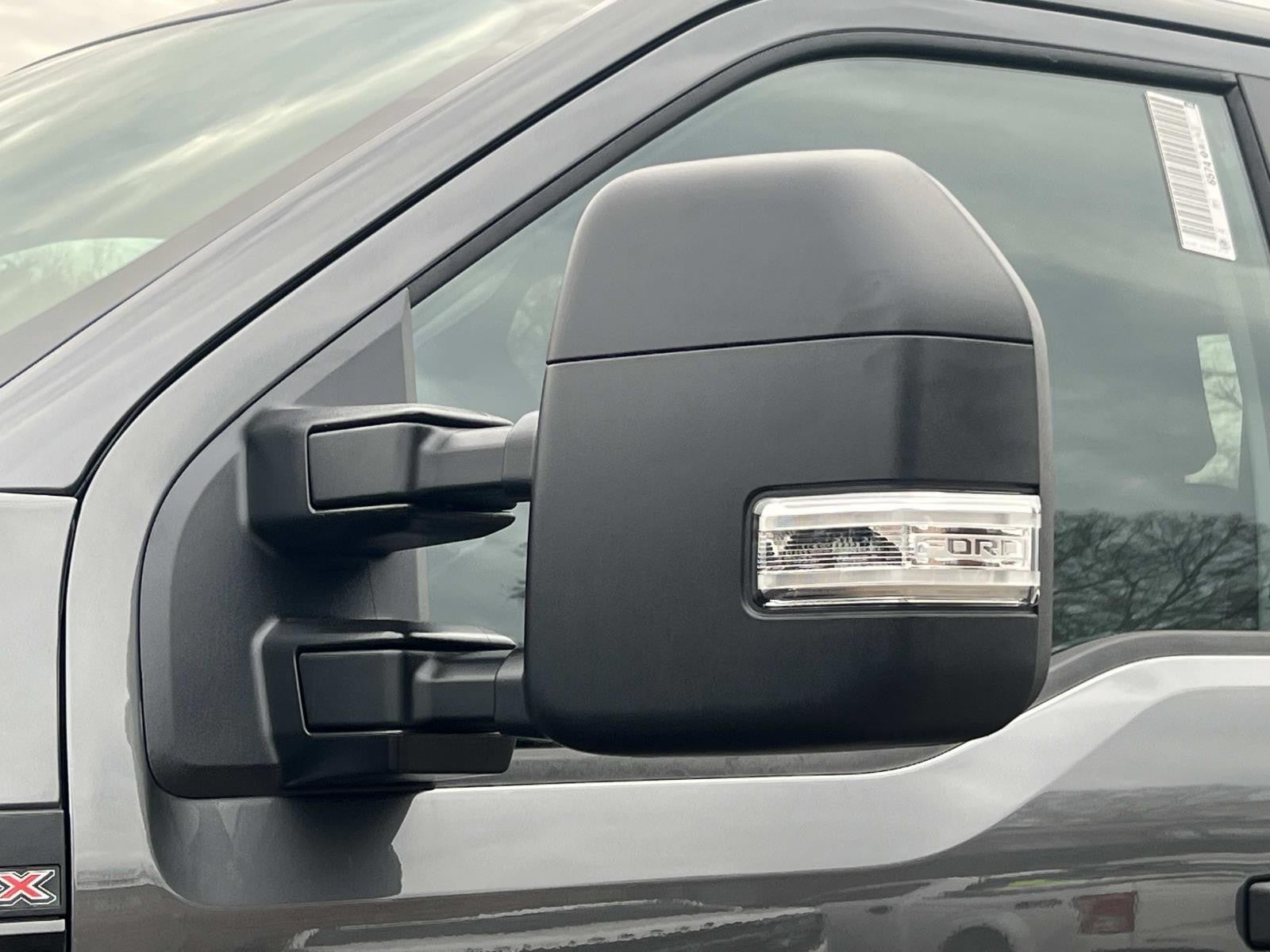 2026 Ford Super Duty F-350 DRW XL 4WD CREW CAB 8' BOX