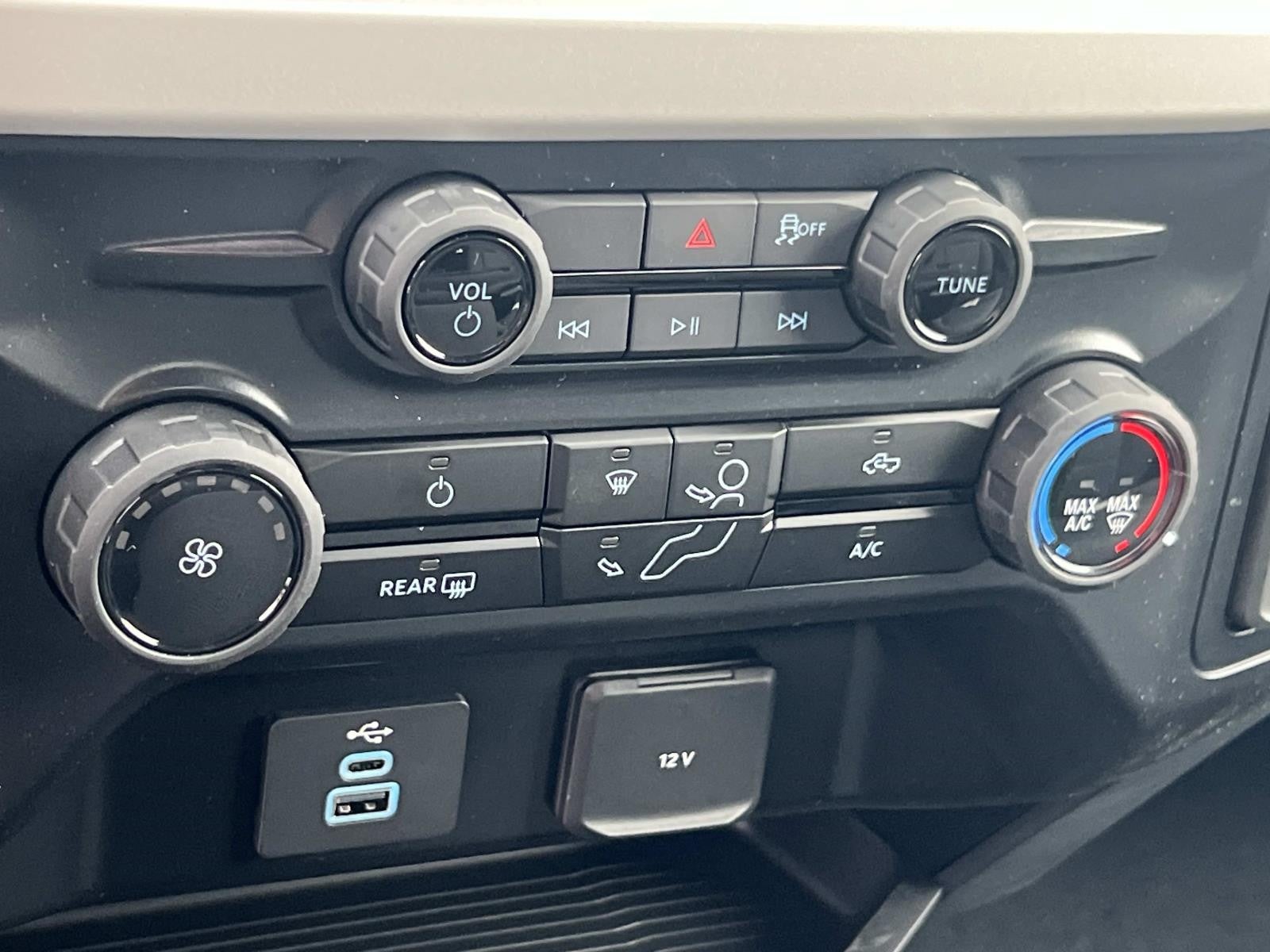 2026 Ford Super Duty F-350 DRW XL 4WD CREW CAB 8' BOX