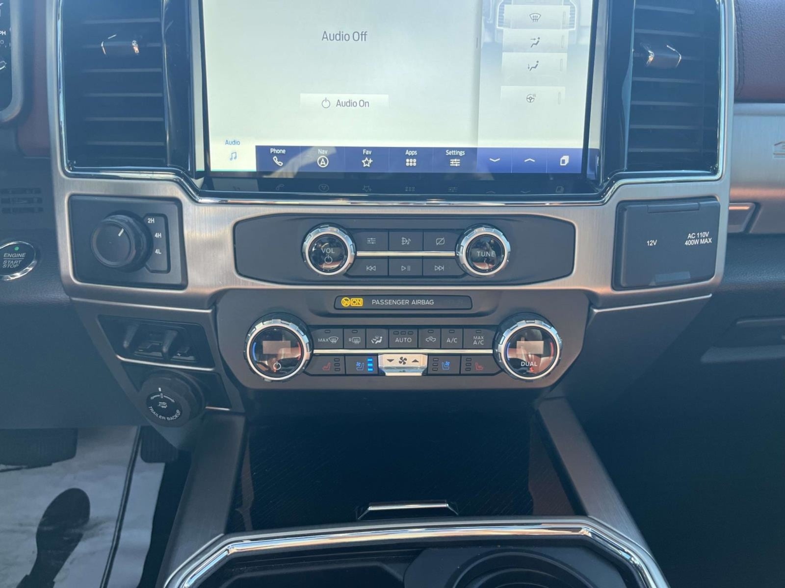 2022 Ford Super Duty F-450 DRW DRW 4X4 CREW CAB