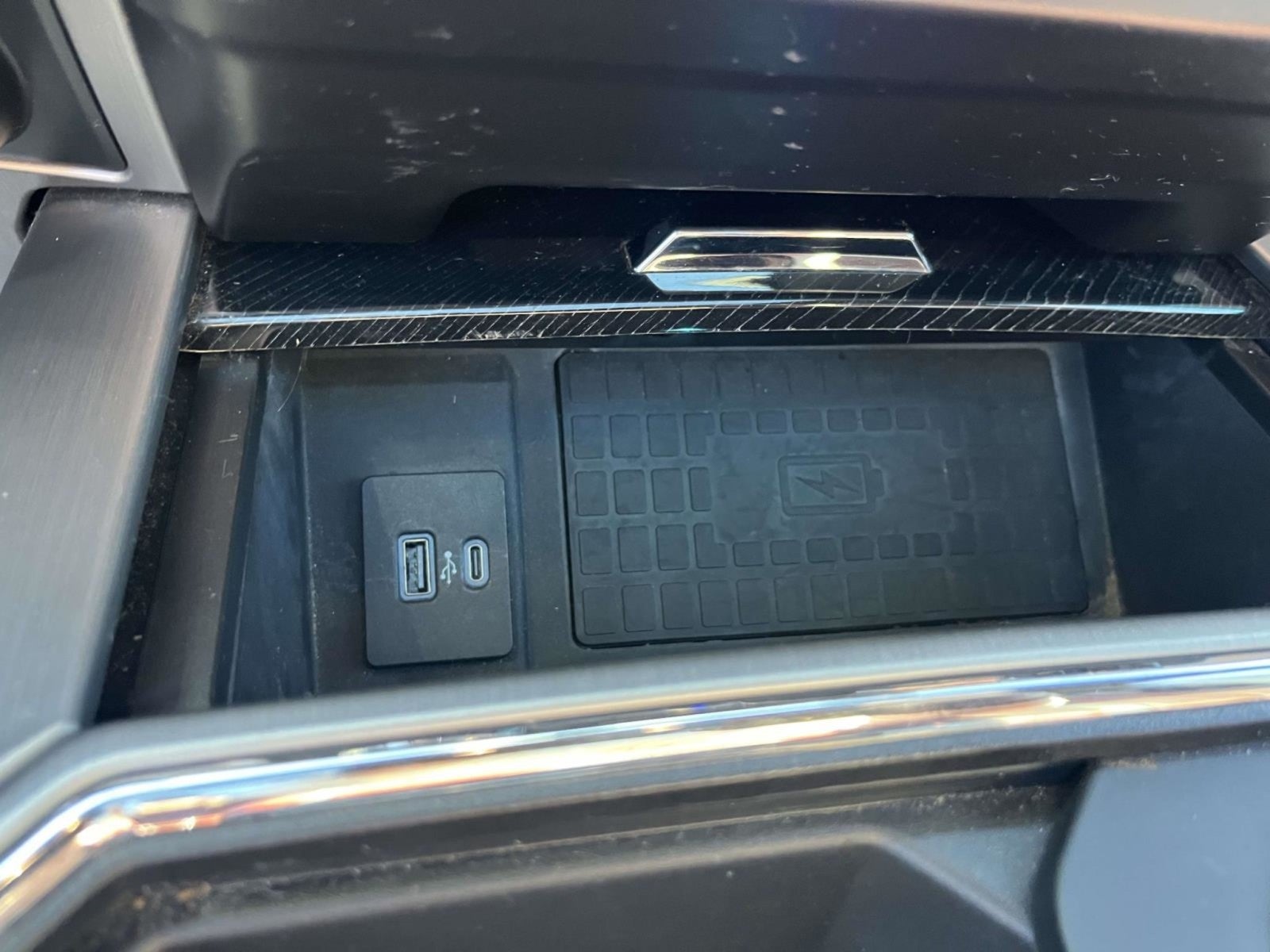 2022 Ford Super Duty F-450 DRW DRW 4X4 CREW CAB