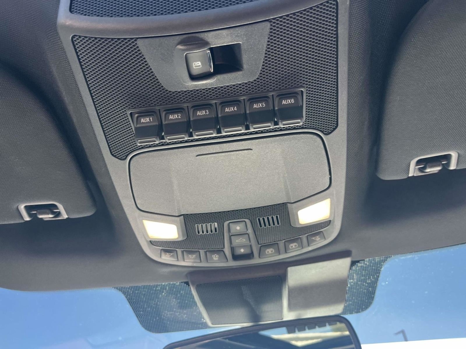 2022 Ford Super Duty F-450 DRW DRW 4X4 CREW CAB