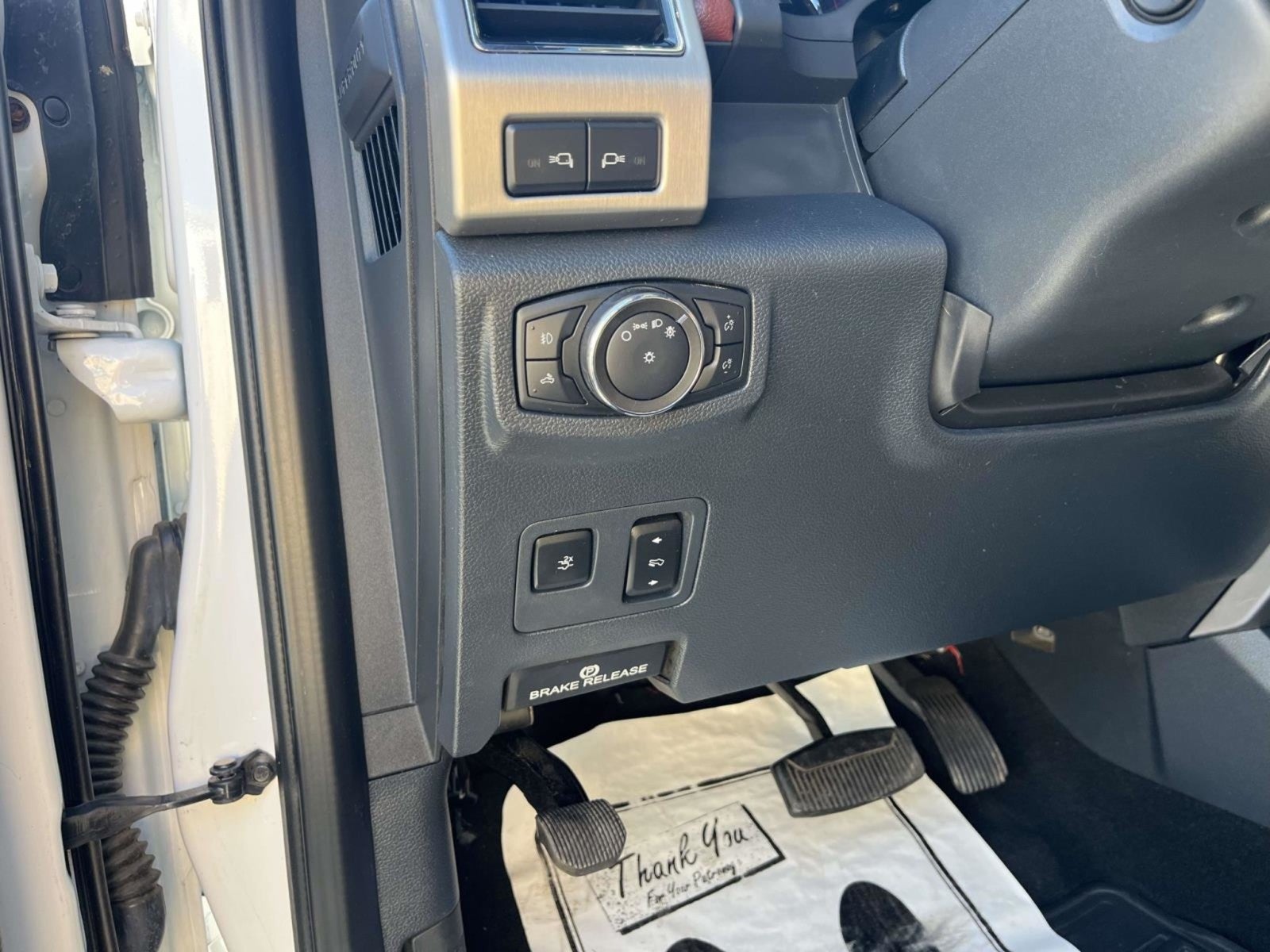 2022 Ford Super Duty F-450 DRW DRW 4X4 CREW CAB