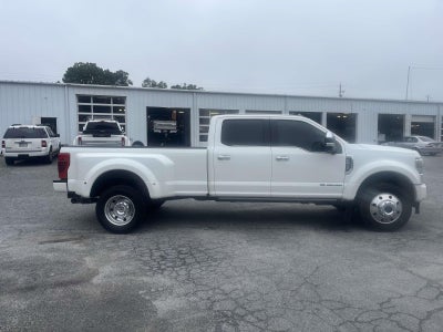 2022 Ford Super Duty F-450 DRW DRW 4X4 CREW CAB