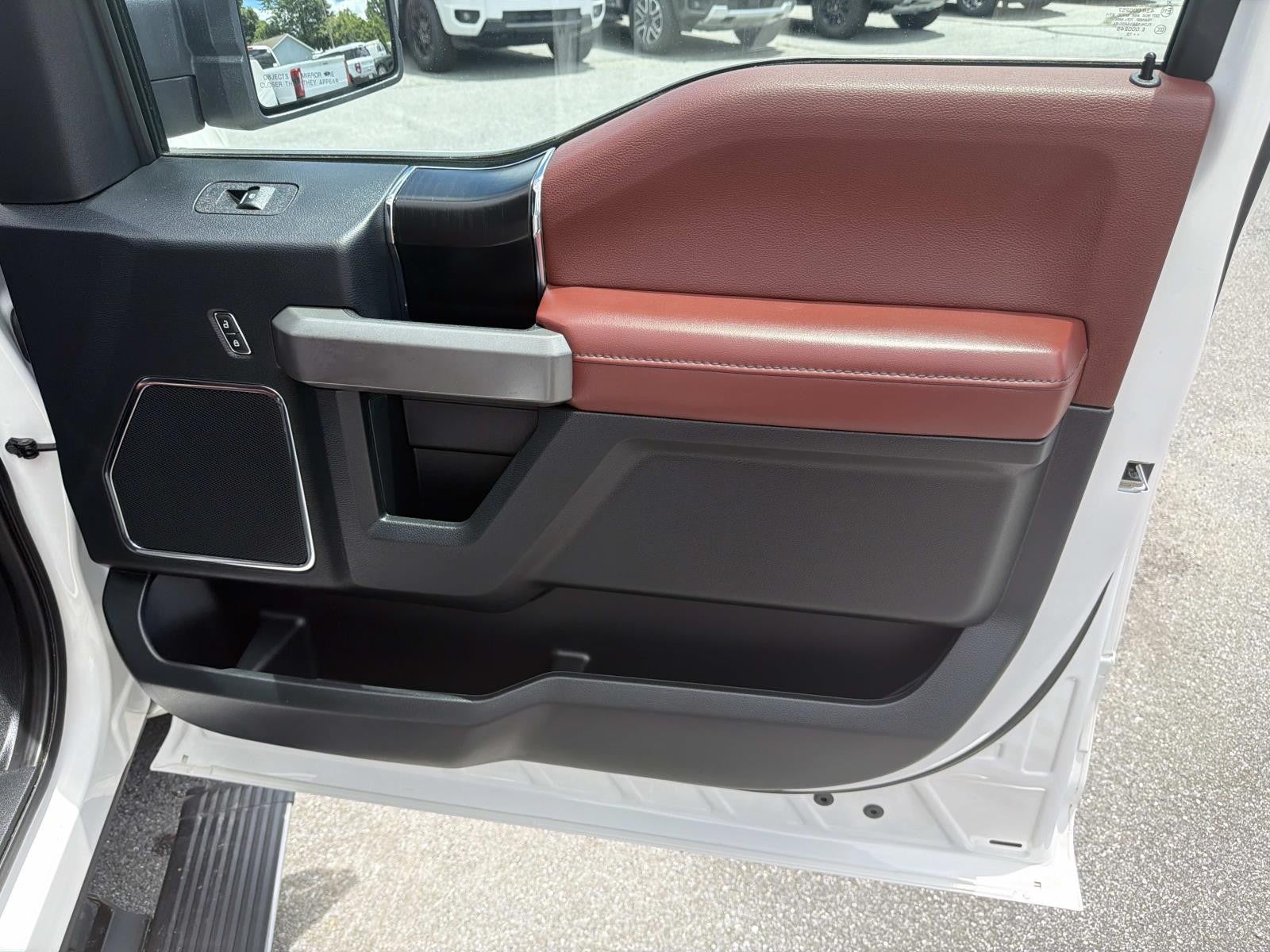 2019 Ford F-150 PLATINUM 4WD SUPERCREW 5.