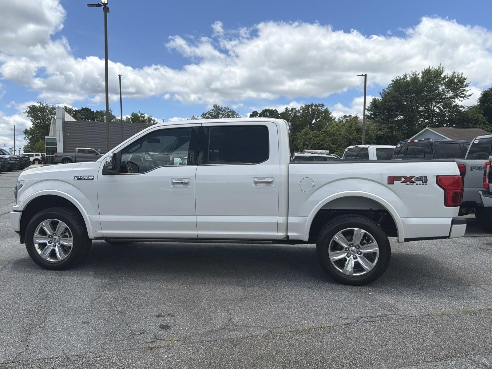 2019 Ford F-150 PLATINUM 4WD SUPERCREW 5.