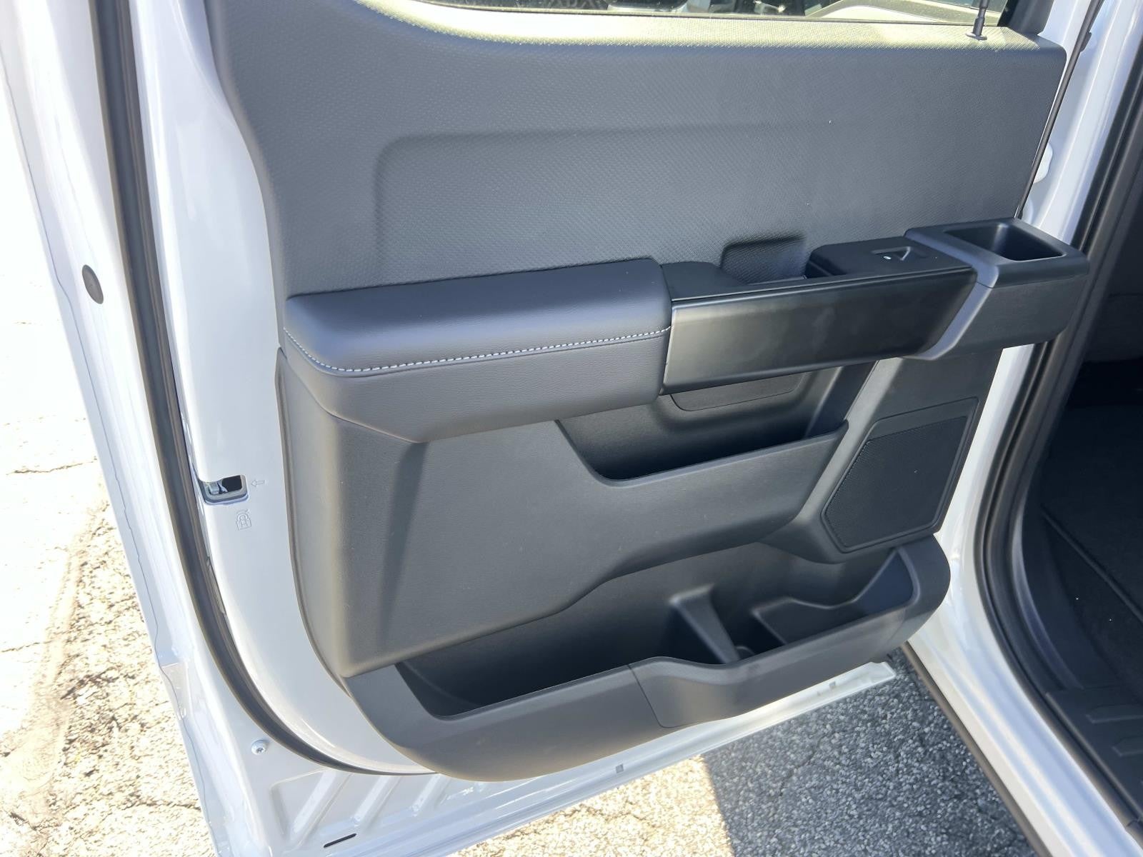 2026 Ford F-150 STX 2WD SUPERCREW 5.5' BO