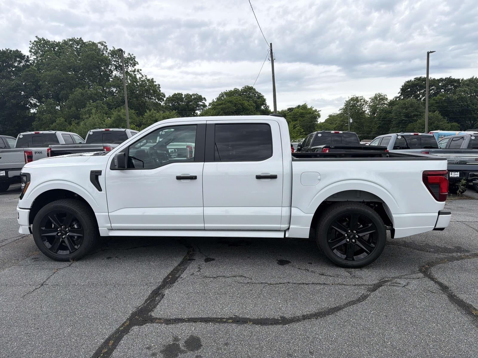 2026 Ford F-150 STX 4WD CREW
