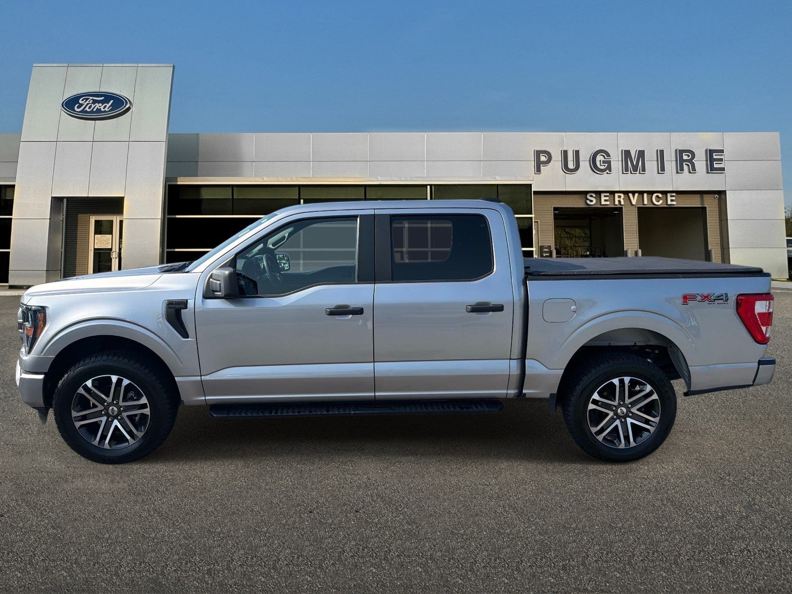 2023 Ford F-150 XL 4WD SUPERCREW 5.5' BOX