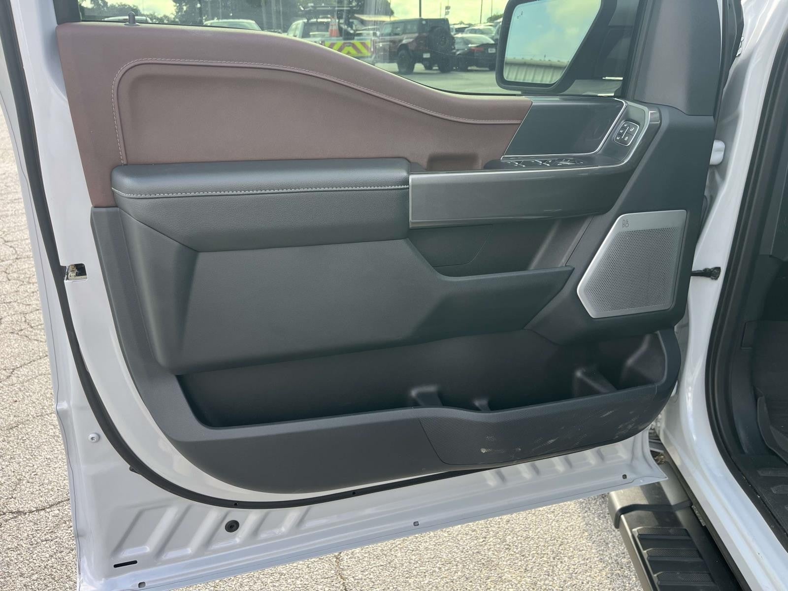 2022 Ford F-150 LARIAT 4WD SUPERCREW 5.5'