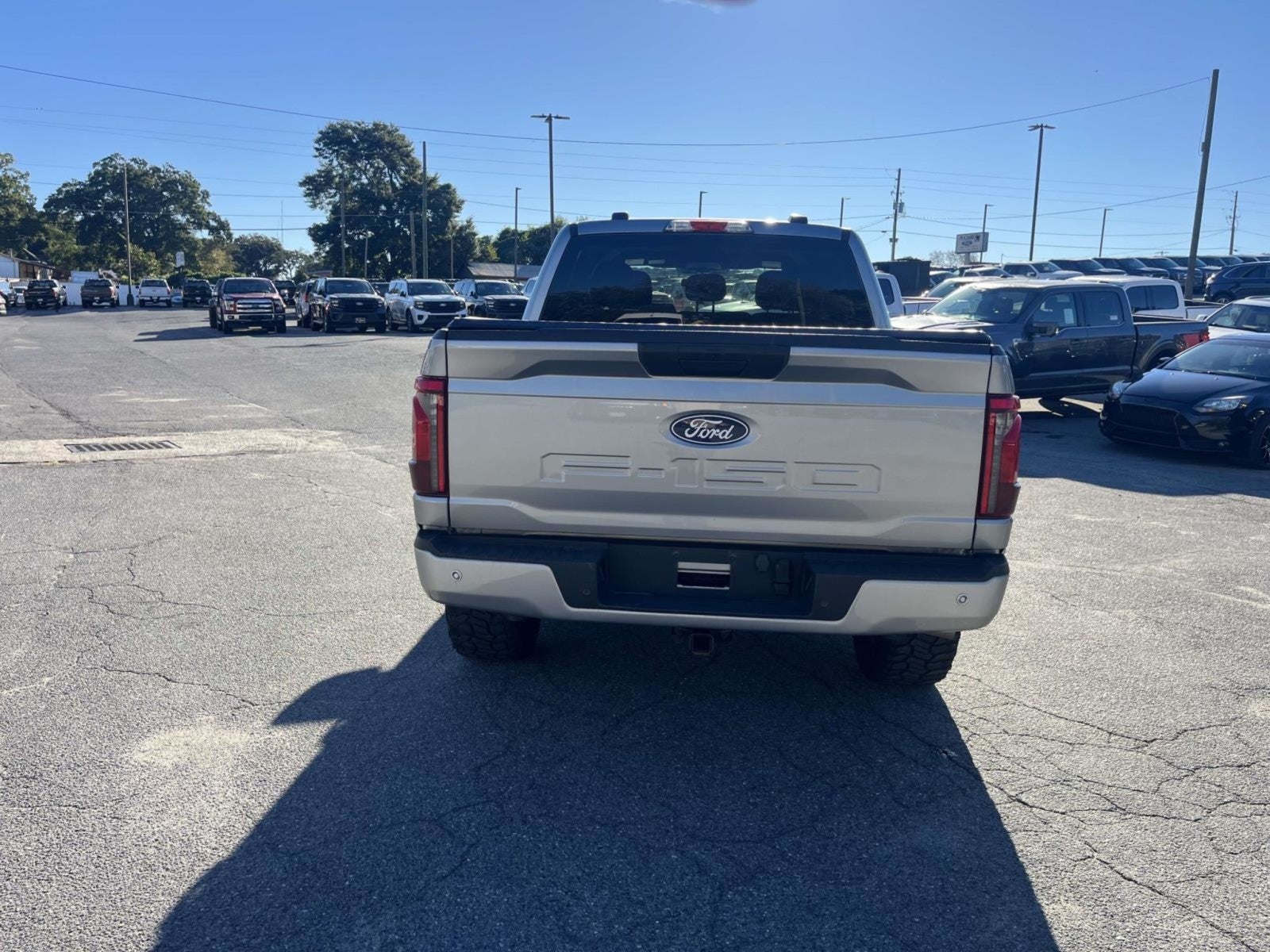 2024 Ford F-150 STX 4WD SUPERCREW 5.5' BO