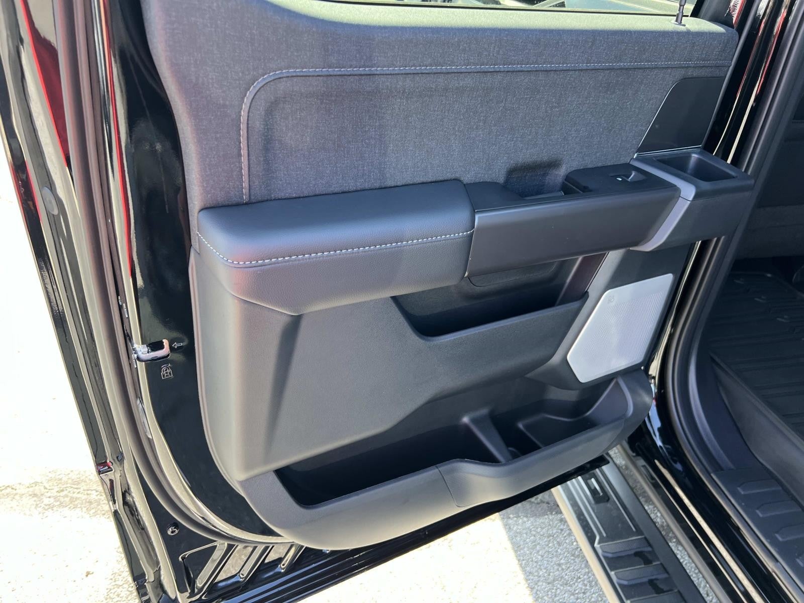 2026 Ford F-150 LARIAT 4WD SUPERCREW 5.5'