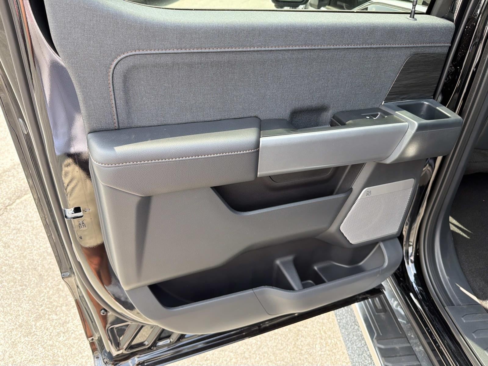2026 Ford F-150 LARIAT 4WD SUPERCREW 5.5'