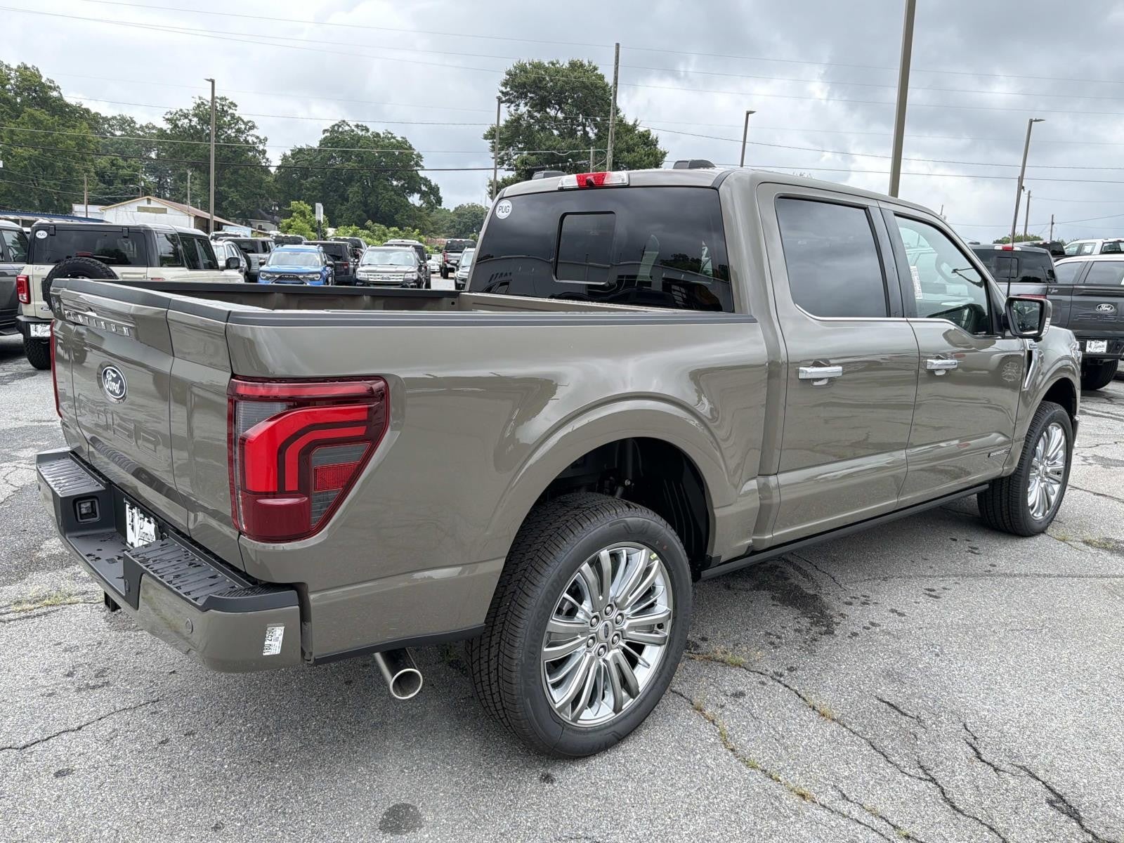 2025 Ford F-150 PLATINUM 4WD SUPERCREW 5.