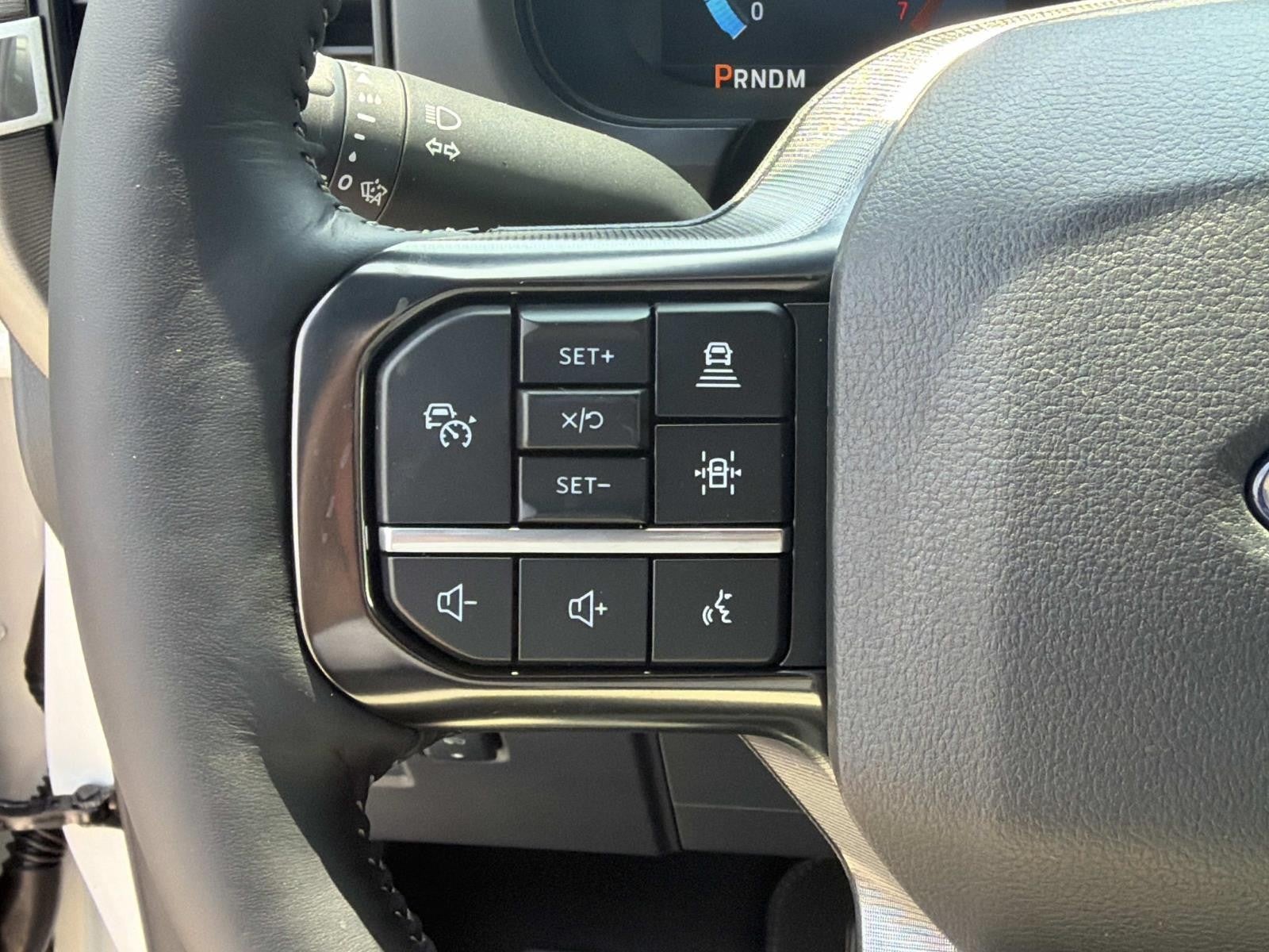 2025 Ford F-150 PLATINUM 4WD SUPERCREW 5.