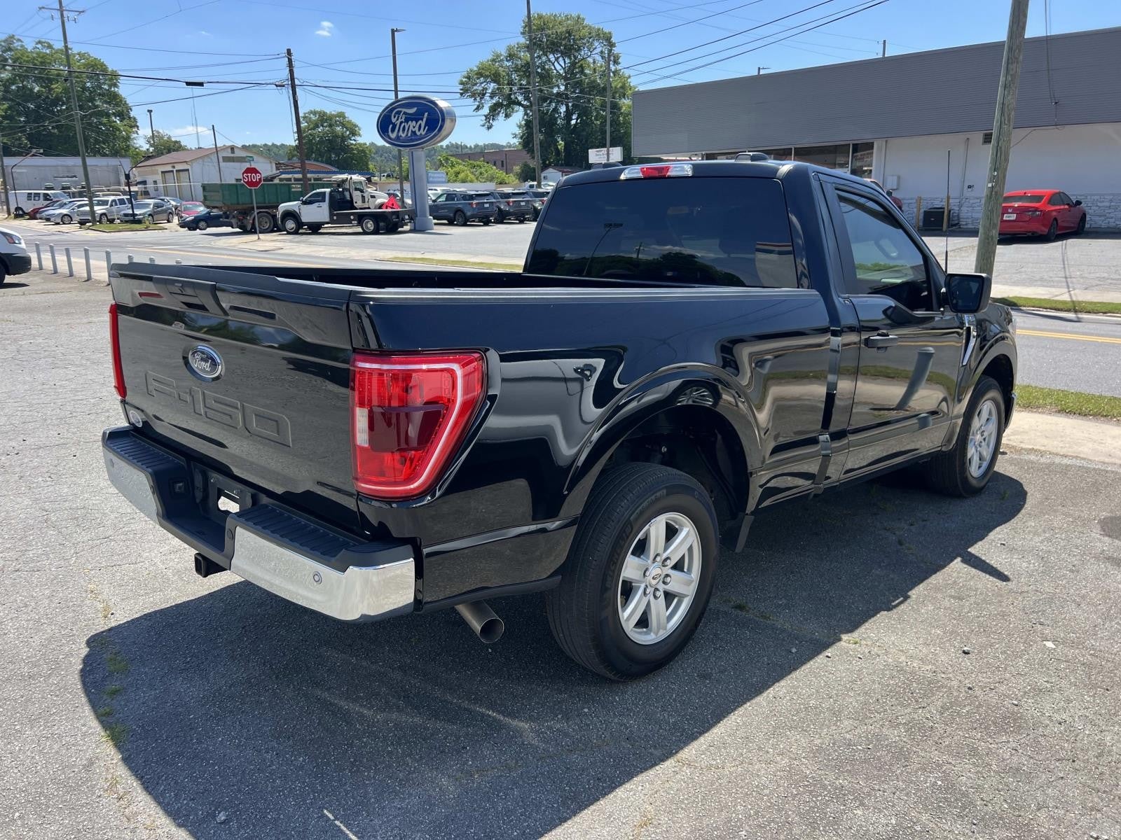 2022 Ford F-150 XLT 2WD REG CAB 6.5' BOX