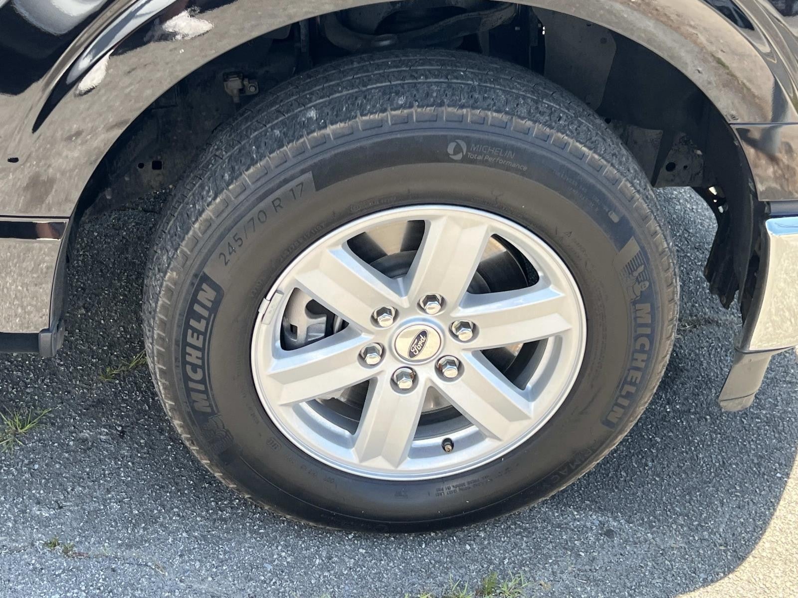 2022 Ford F-150 XLT 2WD REG CAB 6.5' BOX