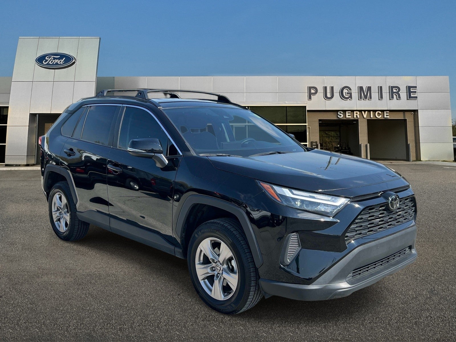 2023 Toyota RAV4 XLE FWD