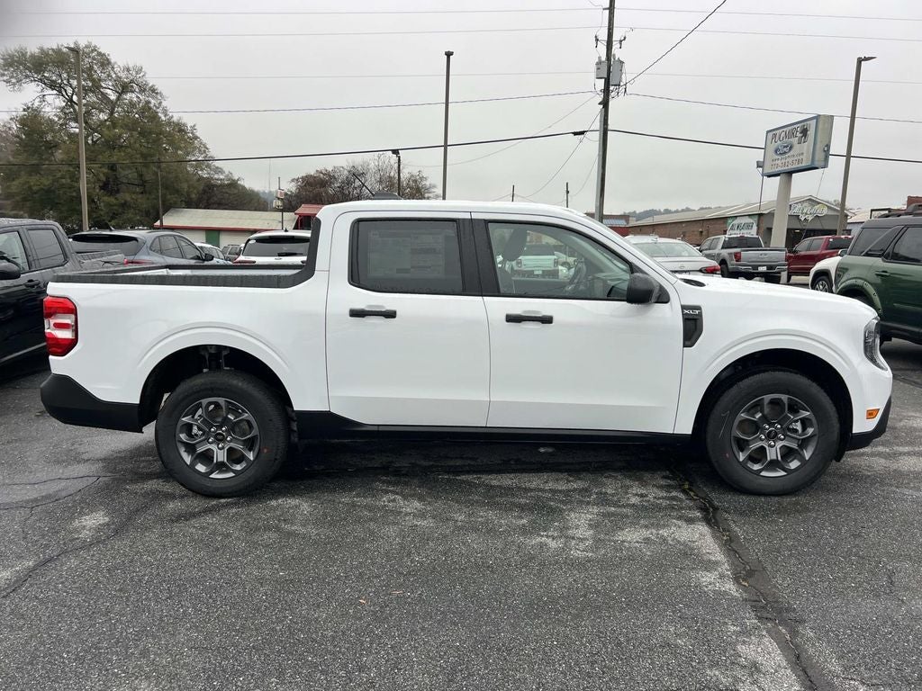 2025 Ford Maverick XL