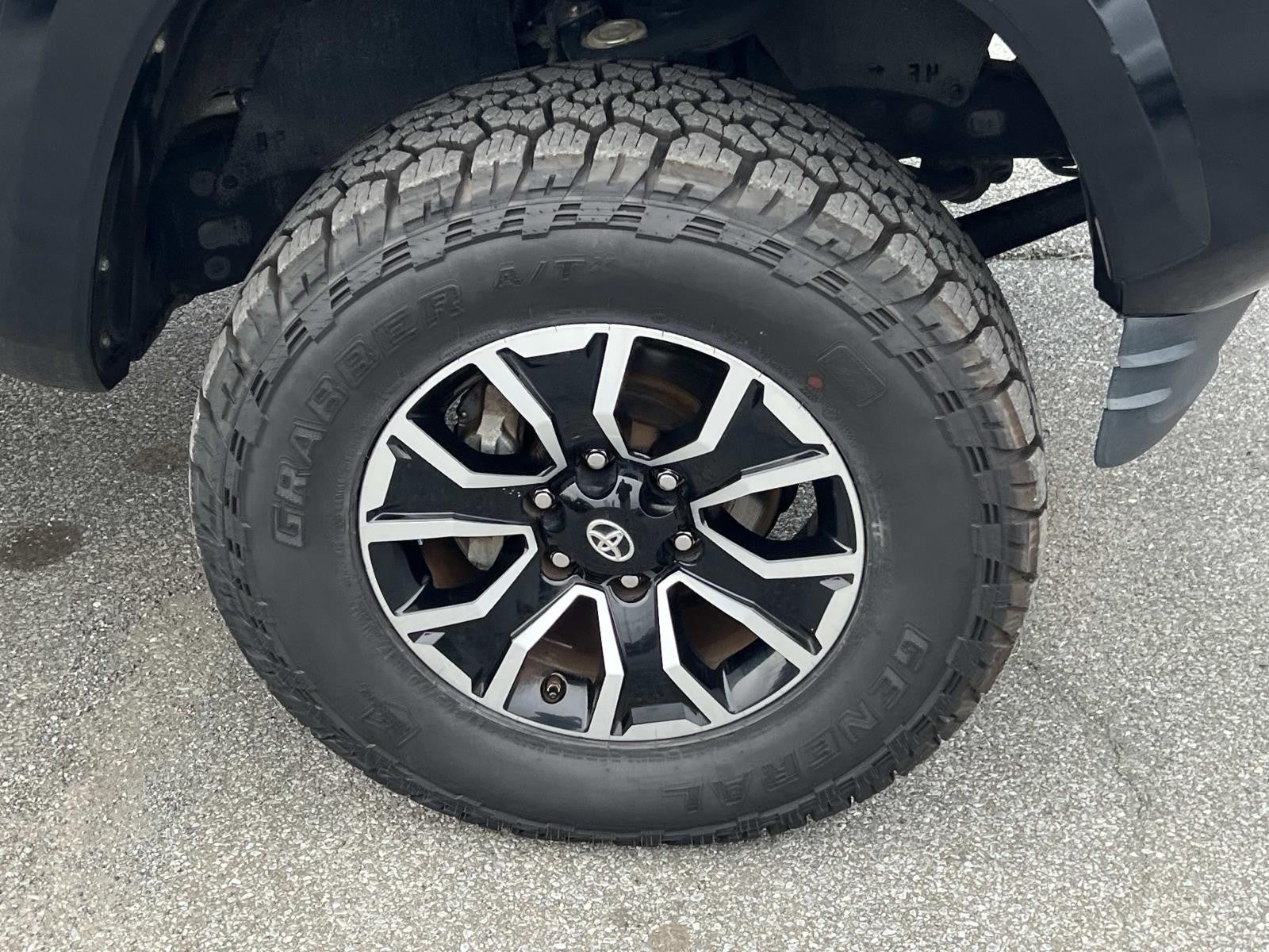 2020 Toyota Tacoma 2WD SR5