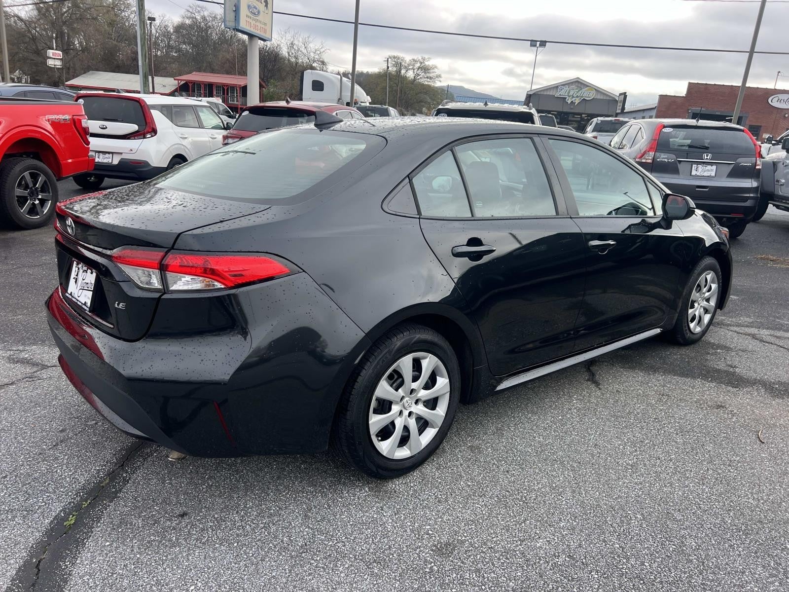 2022 Toyota Corolla LE