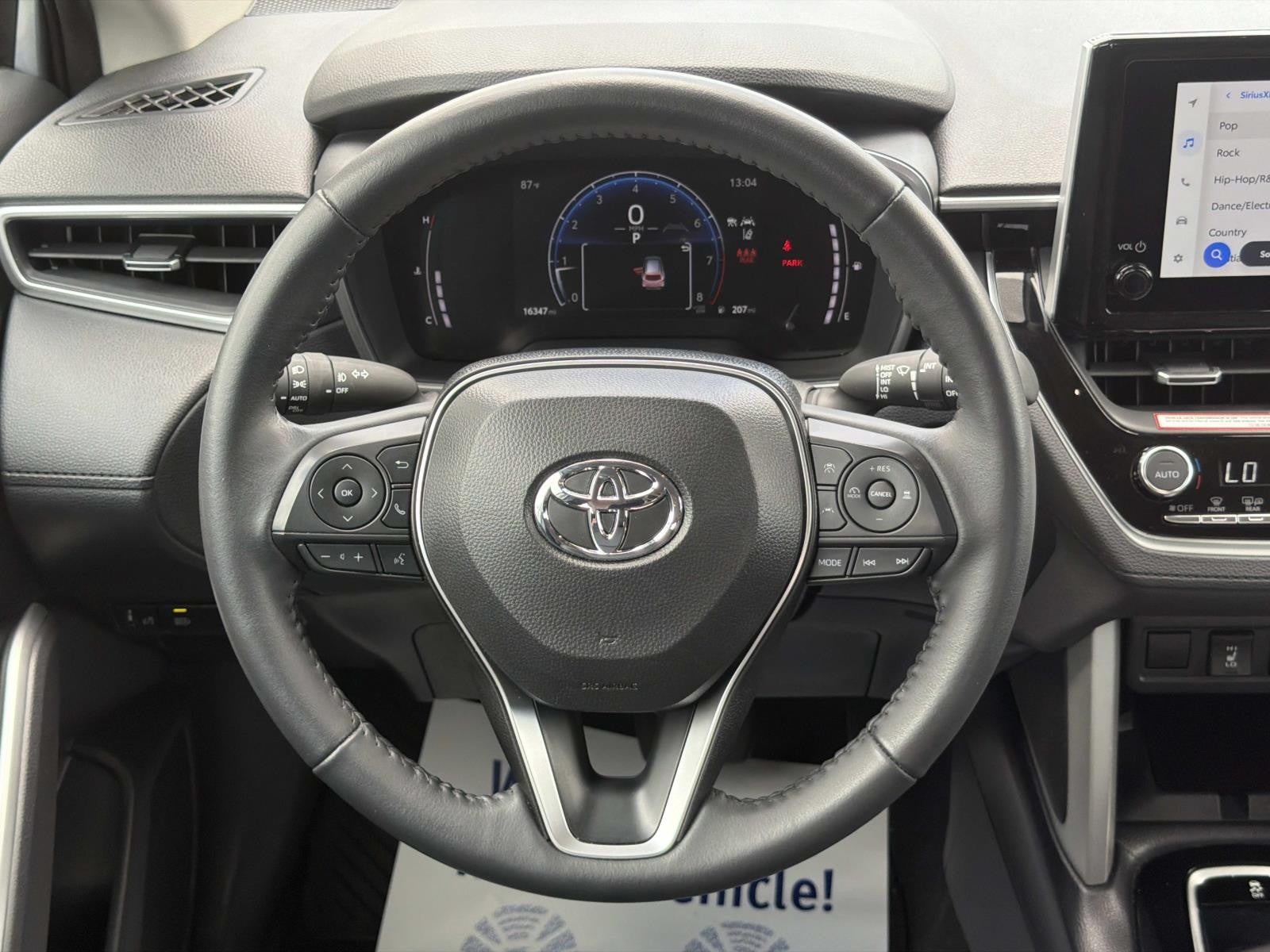 2024 Toyota Corolla Cross XLE