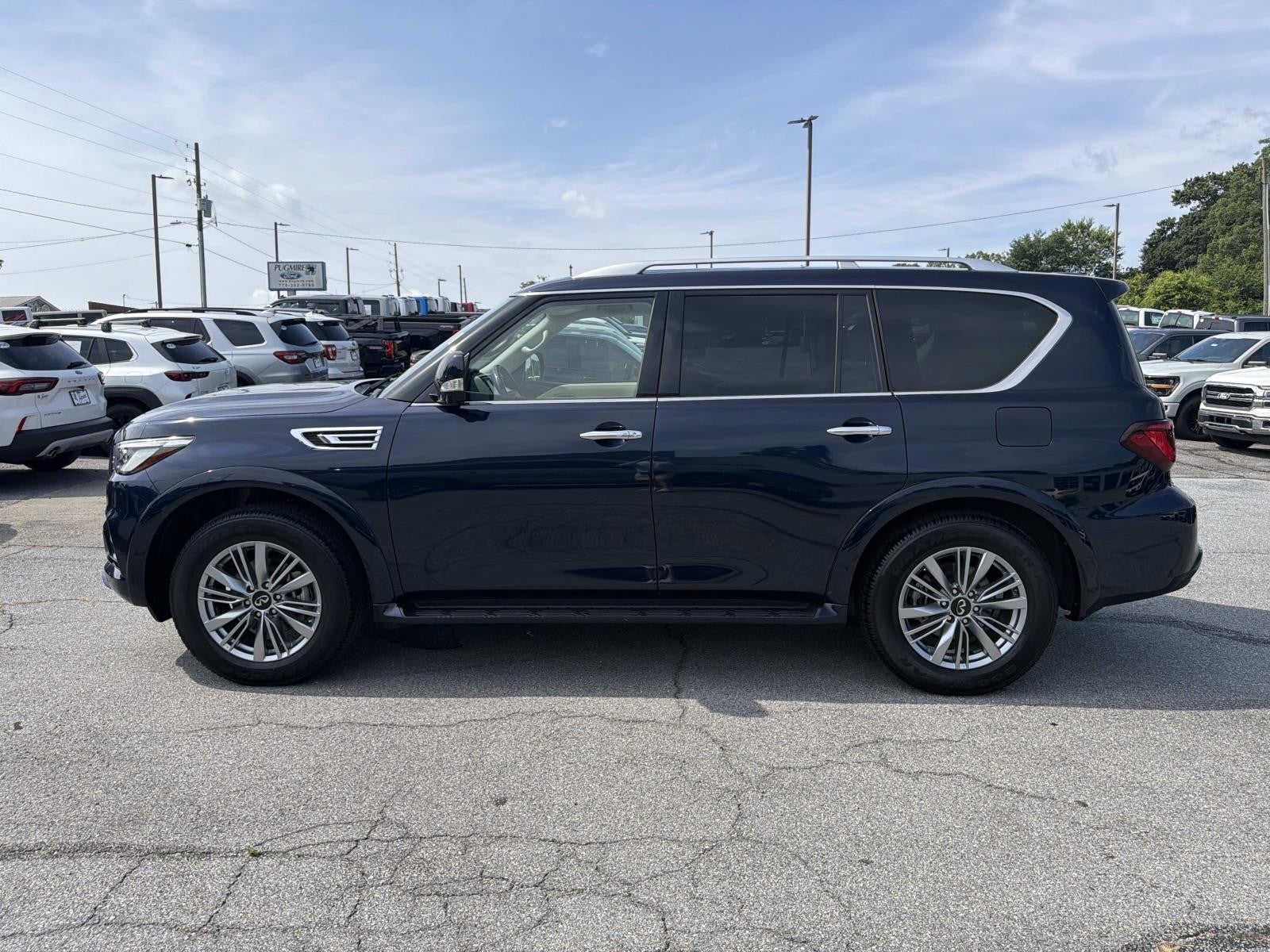 2021 INFINITI QX80 LUXE