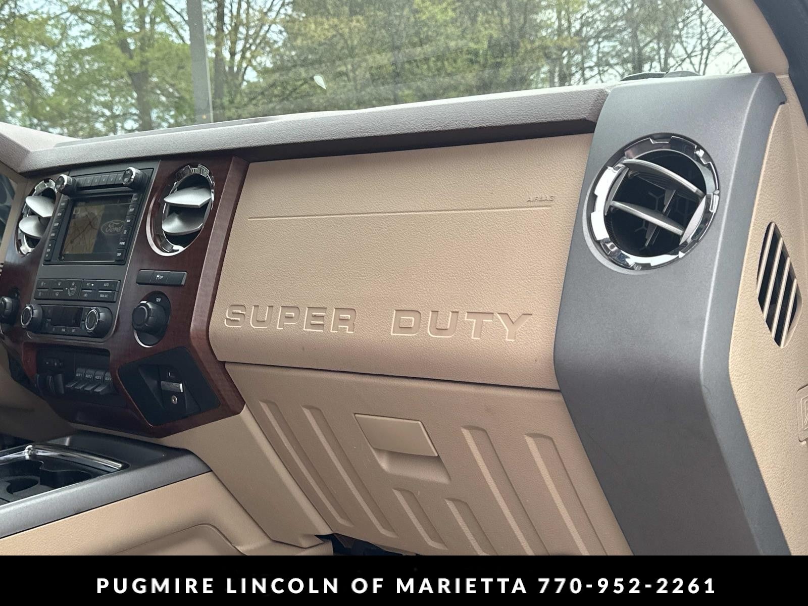 2012 Ford Super Duty F-250 SRW Lariat