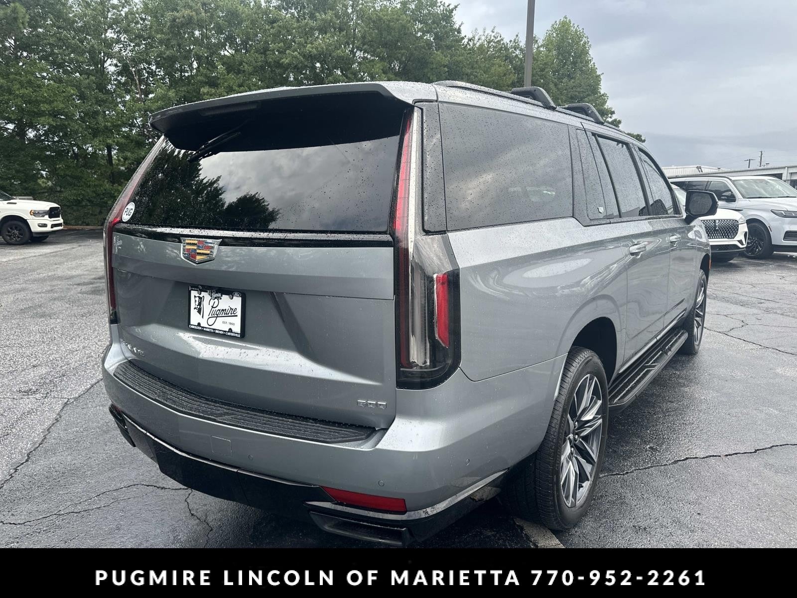 2023 Cadillac Escalade ESV 4WD Sport