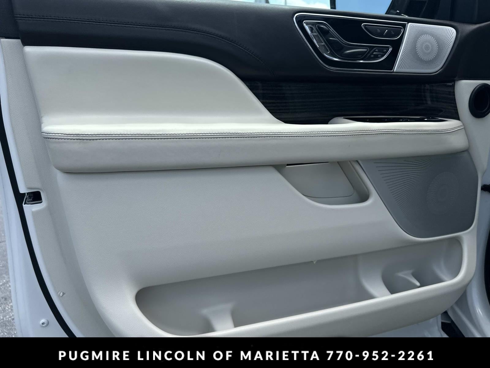 2023 Lincoln Navigator L Black Label