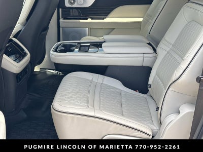 2023 Lincoln Navigator L Black Label