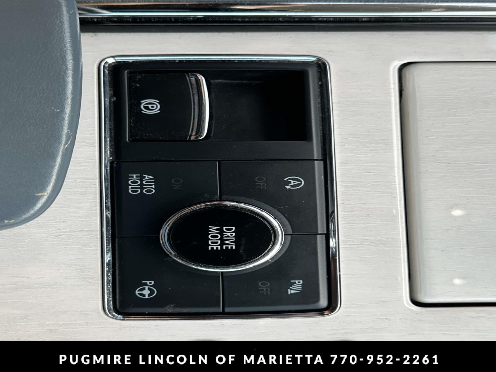 2020 Lincoln Navigator L Black Label