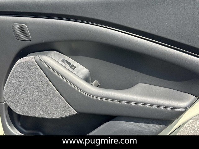 2025 Ford Mustang Mach-E PREMIUM RWD