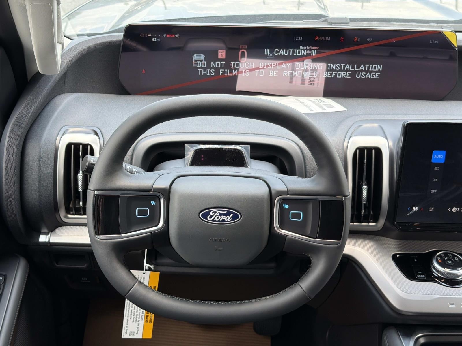 2027 Ford Expedition ACTIVE 4X2