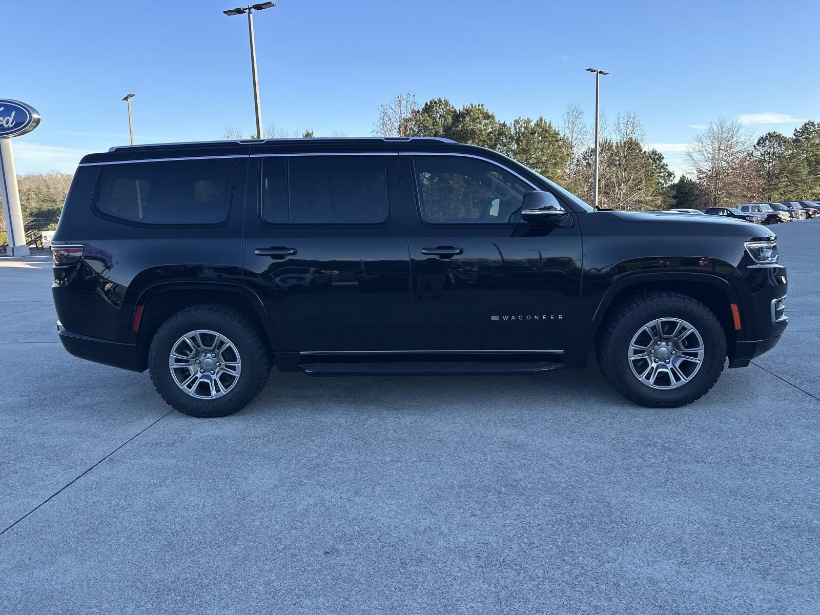 2023 Jeep Wagoneer 4WD