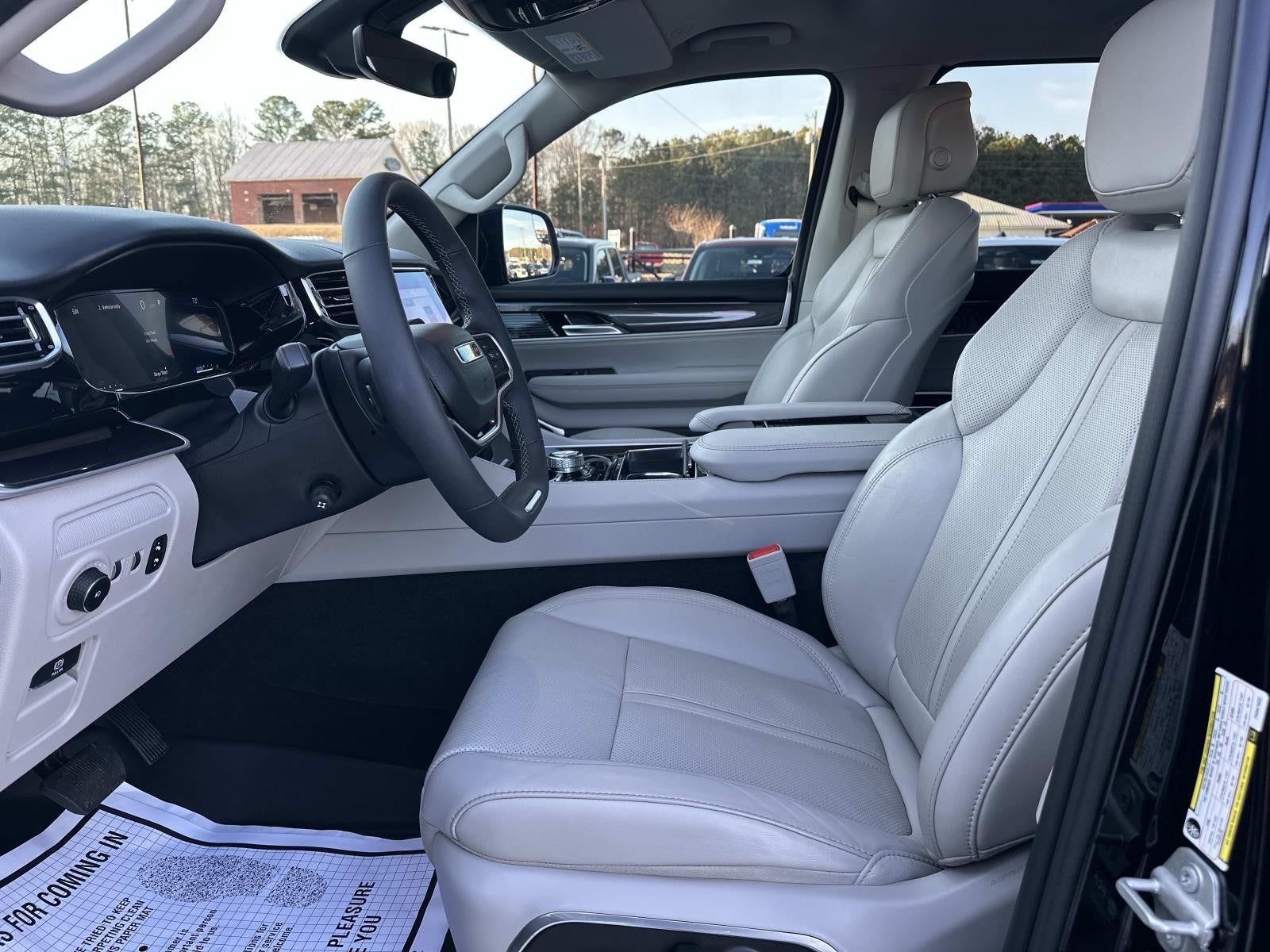 2023 Jeep Wagoneer 4WD