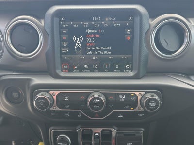 2022 Jeep Gladiator SUV