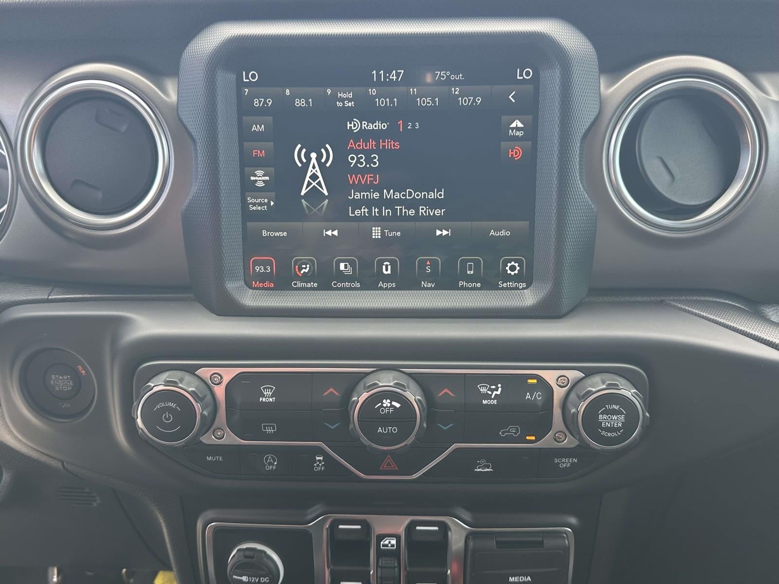 2022 Jeep Gladiator SUV