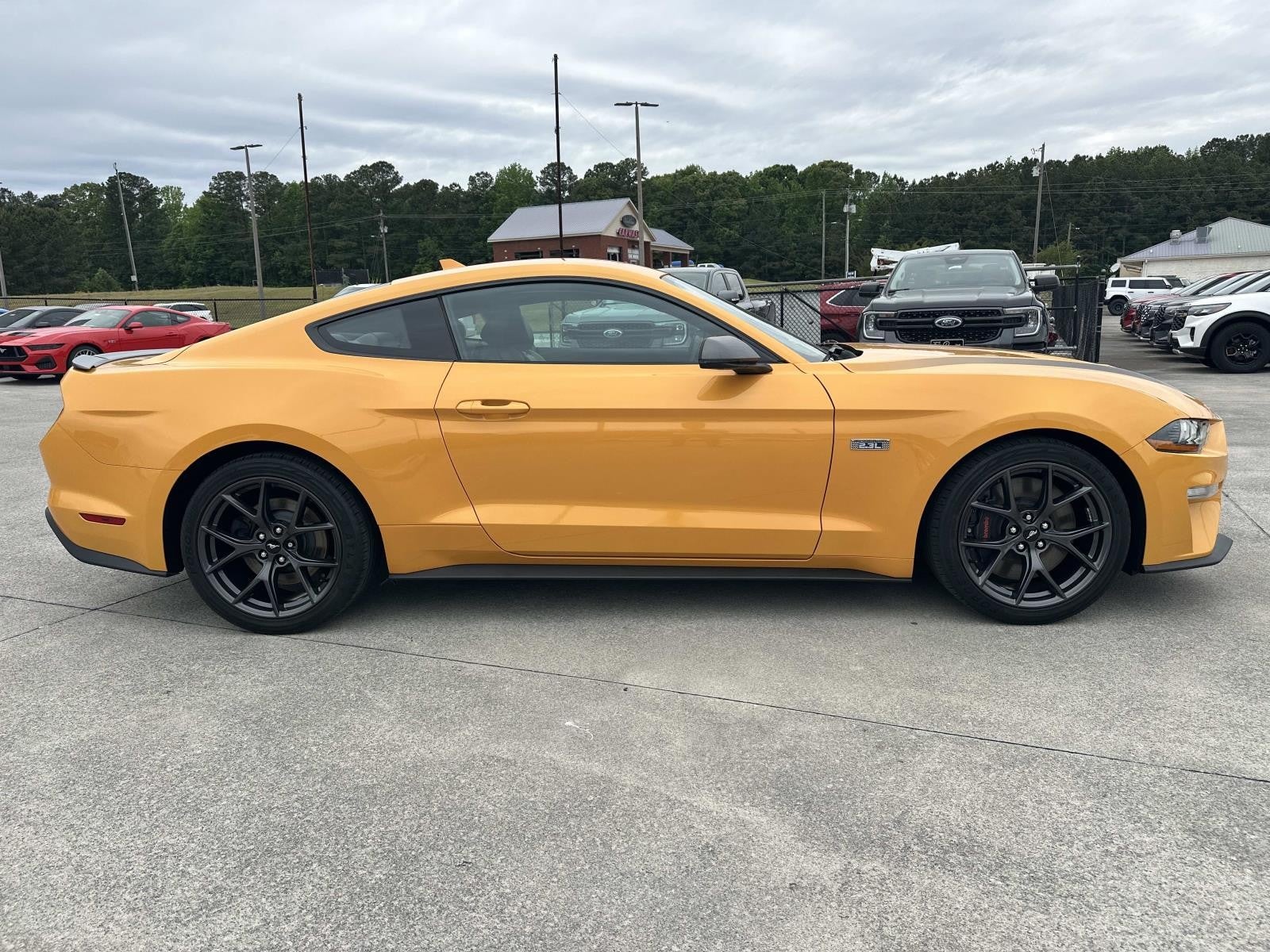 2022 Ford Mustang PREMIUM COUPE