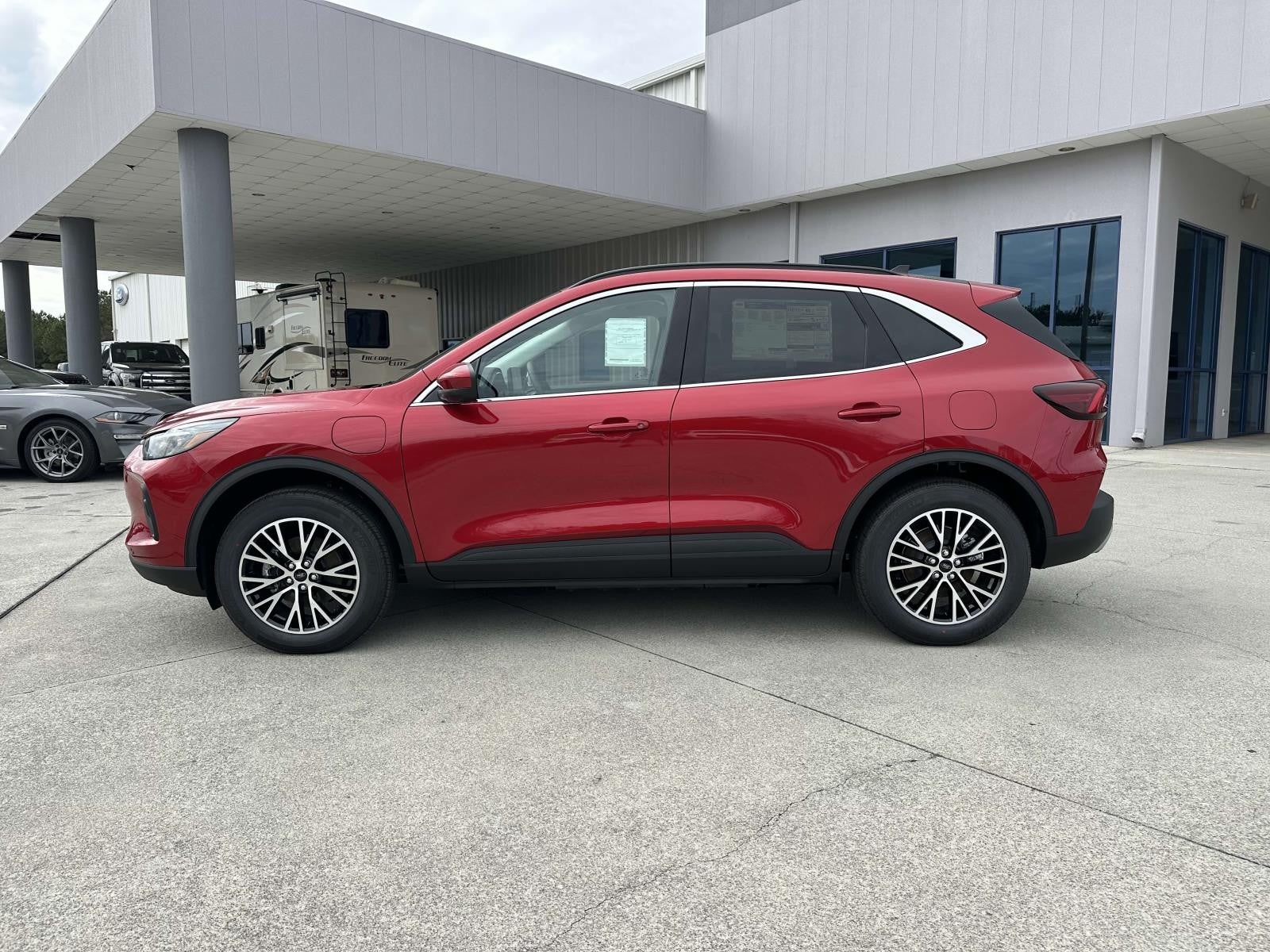 2025 Ford Escape PHEV FWD