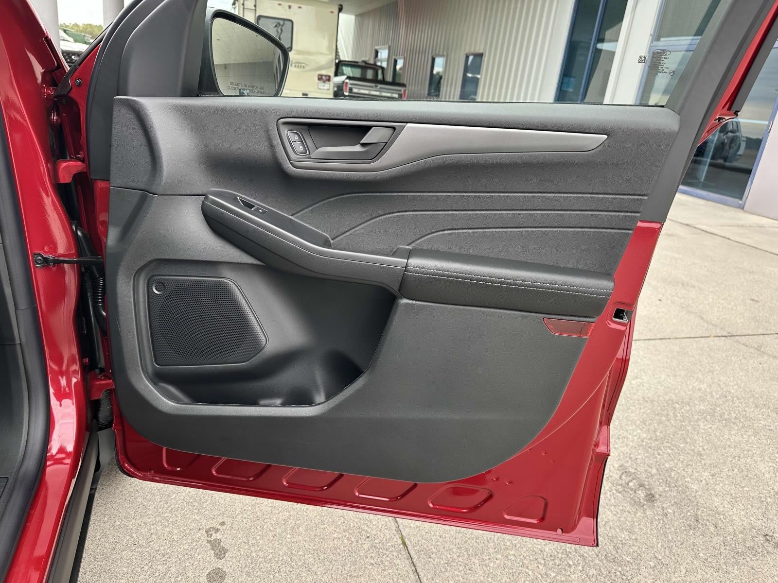 2025 Ford Escape ST LINE FWD